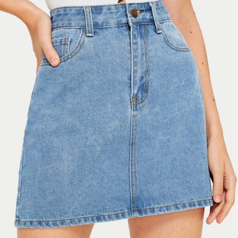 Denim mini skirt